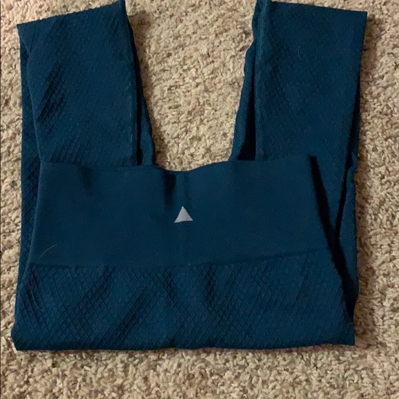 Balance Energy Leggings - Picture 4 of 4